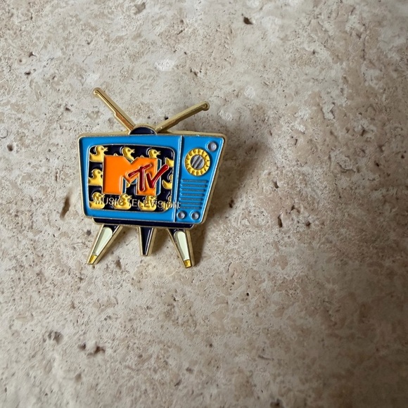 Accessories - MTV Retro Logo Pin | Blue & Gold Music Television Vintage Enamel Brooch